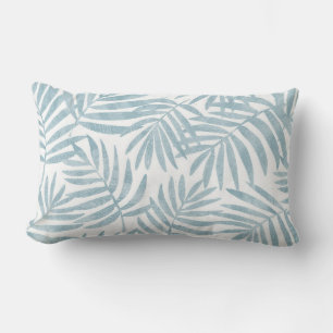 Light Aqua Blue und White Palm Leaf Lumbar Kissen