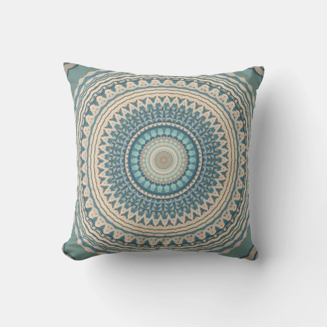 Light Aquamarin Blue Beige Mandala Kissen (Vorderseite)