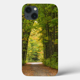 Light At The End Of A Tunnel Of Trees Case-Mate iPhone Hülle
