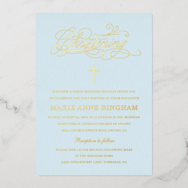 Light Blue Elegance Calligraphy Christening Gold Folieneinladung (Vorderseite)