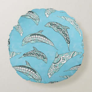 Light Blue Hawaiian Tribal Dolphins Rundes Kissen