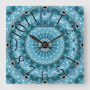 Light Blue Kaleidoscope / Mandala Quadratische Wanduhr