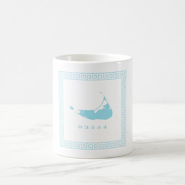 Light Blue Nantucket 02554 Zip Code Tasse (Mittel)