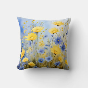 Light Blue Wiadow mit empfindlichen Wildblumen Kissen