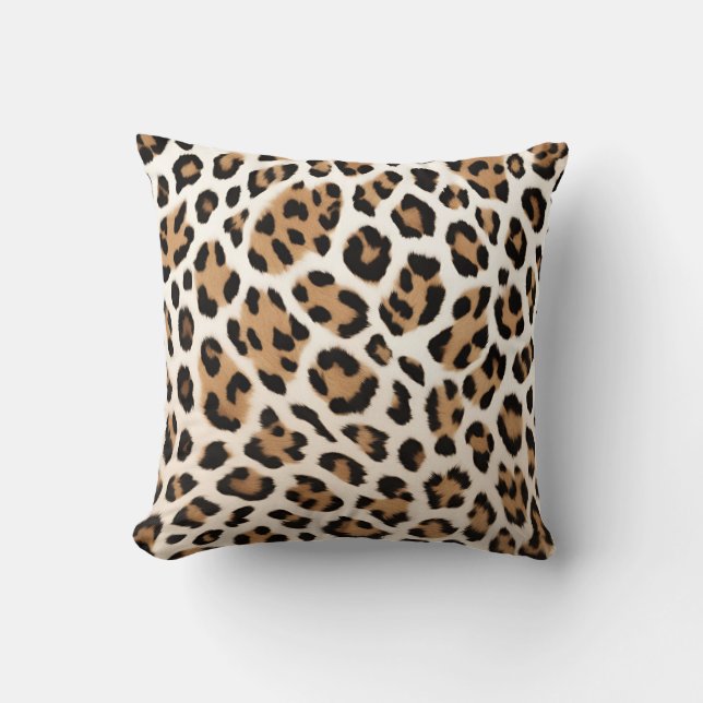 Light Brown Leopard Print Kissen (Vorderseite)
