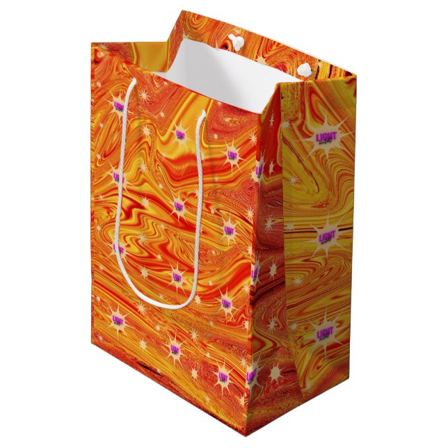 LIGHT Glanz – Ein Design, das strahlt Mittlere Geschenktüte (Vorderseite Schrägansicht)