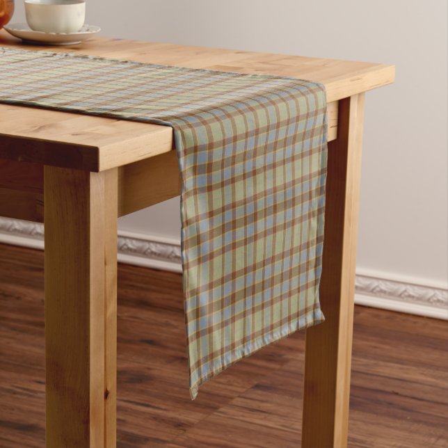 Light Green Blue Brown Plaid Tartan Table Runner Kurzer Tischläufer (Beispiel)