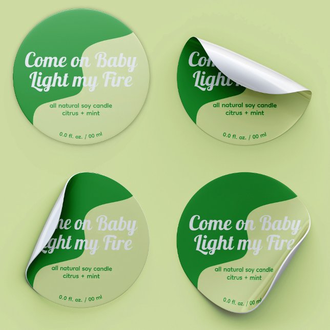 Light My Fire Modern Product Label Runder Aufkleber (Von Creator hochgeladen)