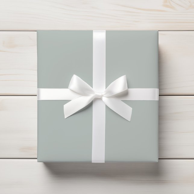 Light Sage Gray Solid Geschenkpapier (Von Creator hochgeladen)