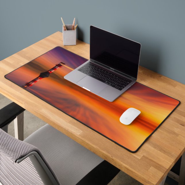 Lighthouse at Sunset Schreibtischunterlage (Büro 2)