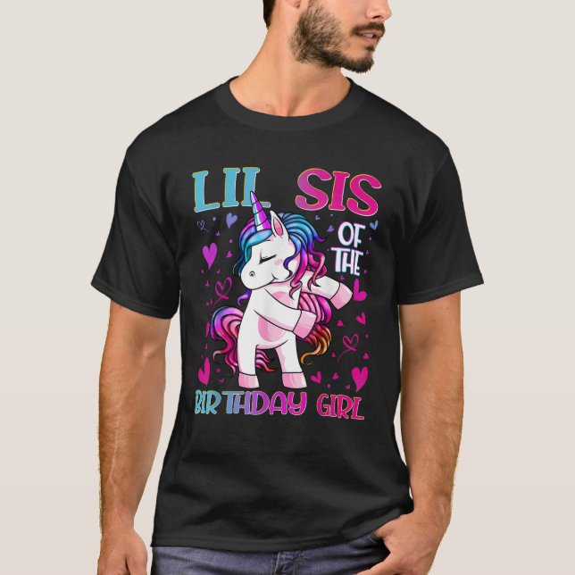 Lil Sis of the Birthday Girl Flossing Unicorn Litt T-Shirt (Vorderseite)