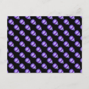 Lila Alien Postkarte