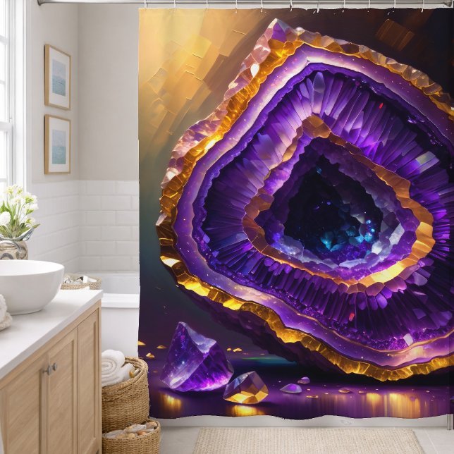 Lila Amethyst Geode Gold Duschvorhang (Von Creator hochgeladen)
