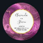 Lila Amethyst und Gold Agate Hochzeit Vielen Dank Magnet<br><div class="desc">Ein Hochzeitsdankmagnet mit elegantem abstraktem Design. Dunkle,  lila Amethystfarbe mit goldfarbenen Streifen,  die zwischen Schichten eingebettet sind. Reich und schön gestaltet. Oben platziert ist ein weißer Rahmen mit einem goldenen Rahmen aus Imitat,  der den personalisierten Text enthält.</div>