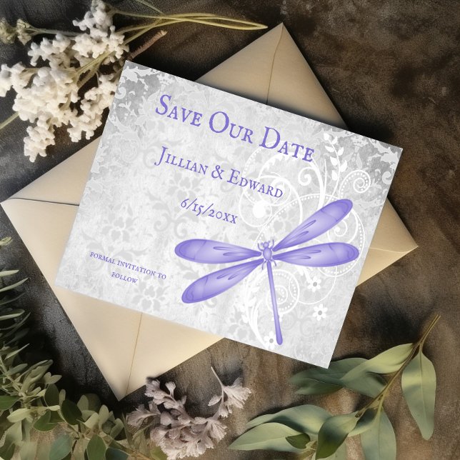 Lila Ankündigung Datum freihalten (Purple Dragonfly Save the Date)