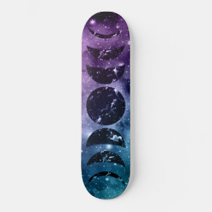 Lila Aquamarine Galaxienebel Traummondphasen #1 Skateboard