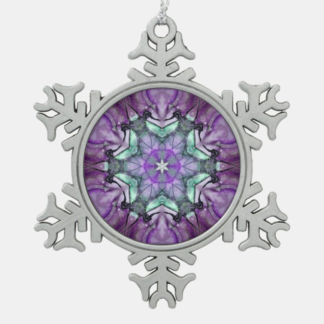 Lila Aquamariner schwarzer Blumenstar Snowflake Schneeflocken Zinn-Ornament (Vorderseite)