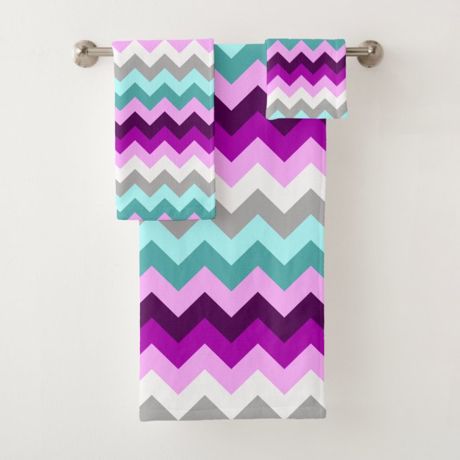 Lila Aquamarines Chevrons Badetuch Set (Insitu)