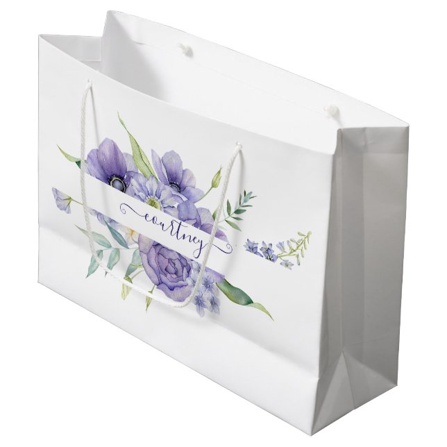 Lila Aquarellblumen personalisiert Große Geschenktüte (Vorderseite Schrägansicht)
