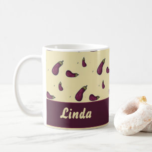 Lila Auberginen auf gelb Kaffeetasse
