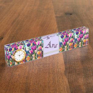 Lila Ava-Bezeichnung mit Tulips, Namensplakette
