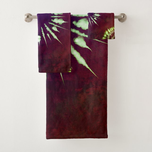 Lila-Badehandtuch mit Tie-Dye-Muster Badhandtuch Set (Insitu)