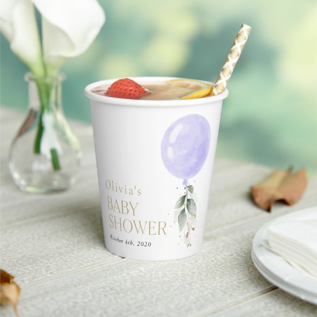 Lila Ballon, Eukalyptus, Grünpflanzen, Babydusche Pappbecher (In Situ)