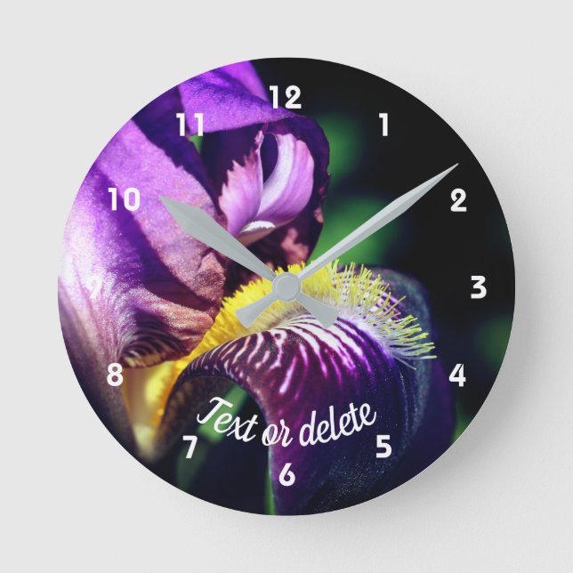 Lila Bartete Iris Blume Petal Personalisiert Runde Wanduhr (Vorderseite)