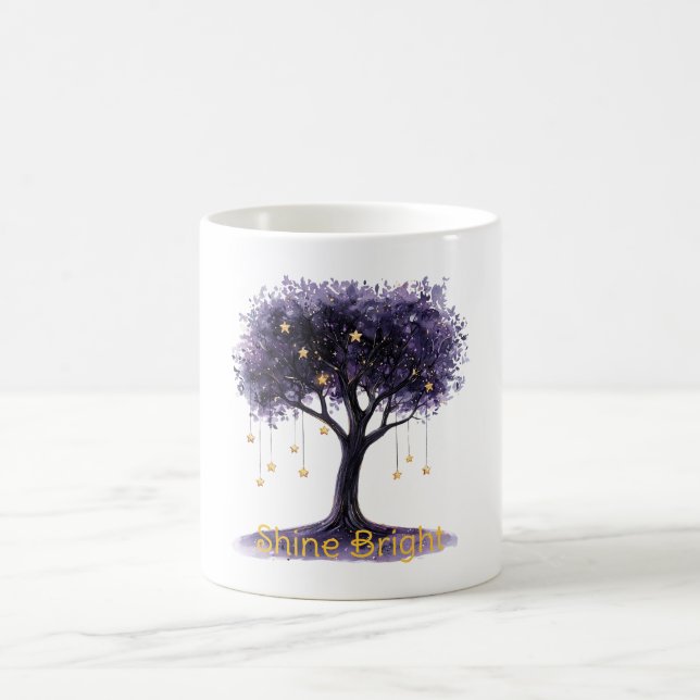 Lila Baum Goldene Sterne Leuchten Hell Kaffeetasse (Mittel)