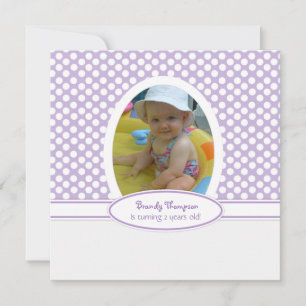 Lila Berry- und White-Polka-Dot-Party Einladung