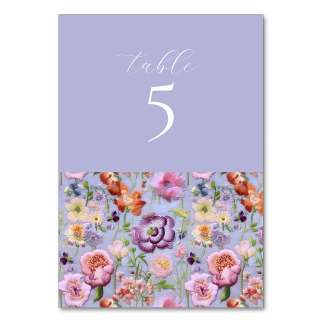 Lila bestickte Blütenhochzeit Tischnummer (Vorderseite)