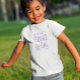 Lila bin ich das Niedlichste Blumenmädchen aller Z Kleinkind T-shirt (Von Creator hochgeladen)