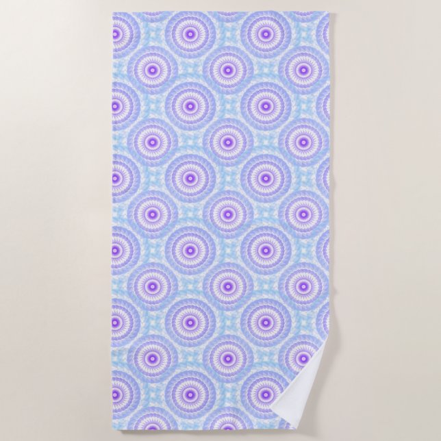 Lila Blaues Mandala-Muster Strandtuch (Vorderseite)