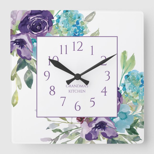 Lila Blue Watercolor Floral White Name Quadratische Wanduhr (Vorderseite)