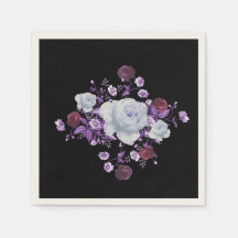 LILA-BLUME, SCHWARZER HINTERGRUND