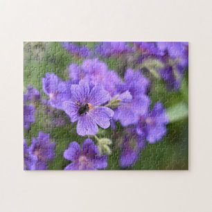 Lila Blume und Bienennaturfotografie Garten Puzzle