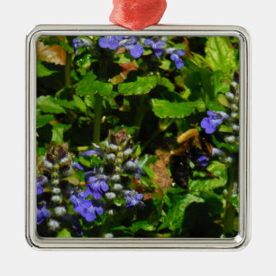 Lila Blume und Hummeln Silbernes Ornament
