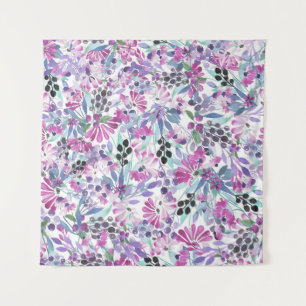 Lila Blumen & Beeren: Aquarell Wandteppich