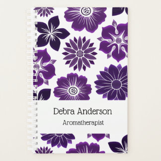Lila Blumen Blumen Muster Personalisierter Name Planer