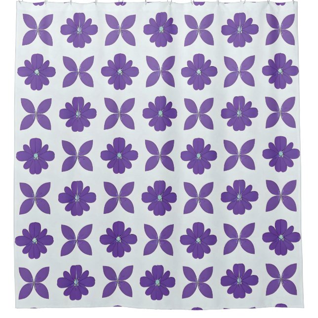 Lila Blumen mit hellem Hintergrund Duschvorhang (Vorderseite)