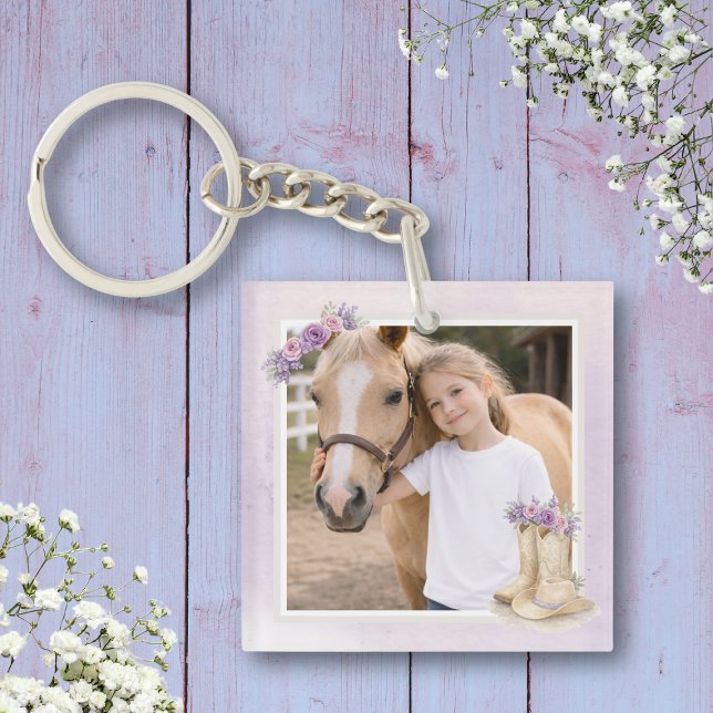 Lila Blumen Pferd Mädchen Schlüsselanhänger (Von Creator hochgeladen)