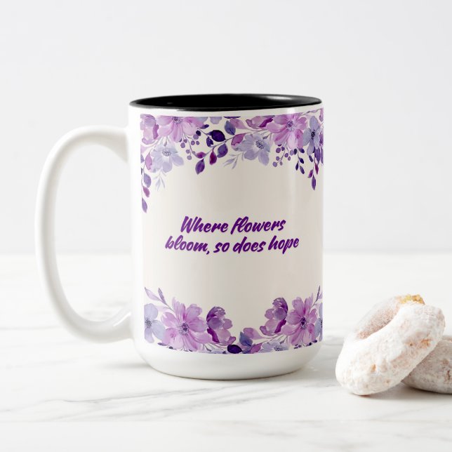 Lila Blumenblüten Zweifarbige Tasse (Mit Donut)