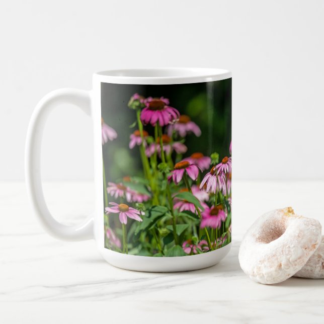 Lila Blumengarten Kaffeetasse (Mit Donut)