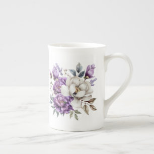 Lila Blumenmuster  Prozellantasse