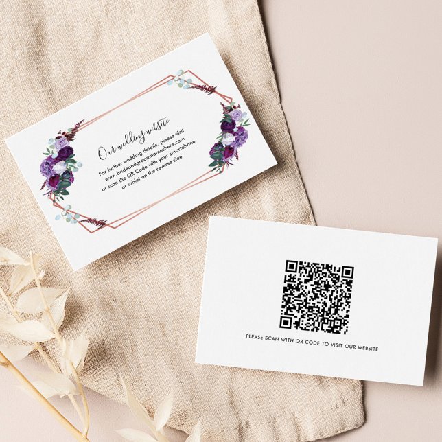 Lila Blumenzettel Begleitkarte (Purple Floral Wedding Website with QR Code Enclosure Card)