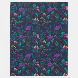 Lila Blüten und Aquamarine Blätter Fleecedecke