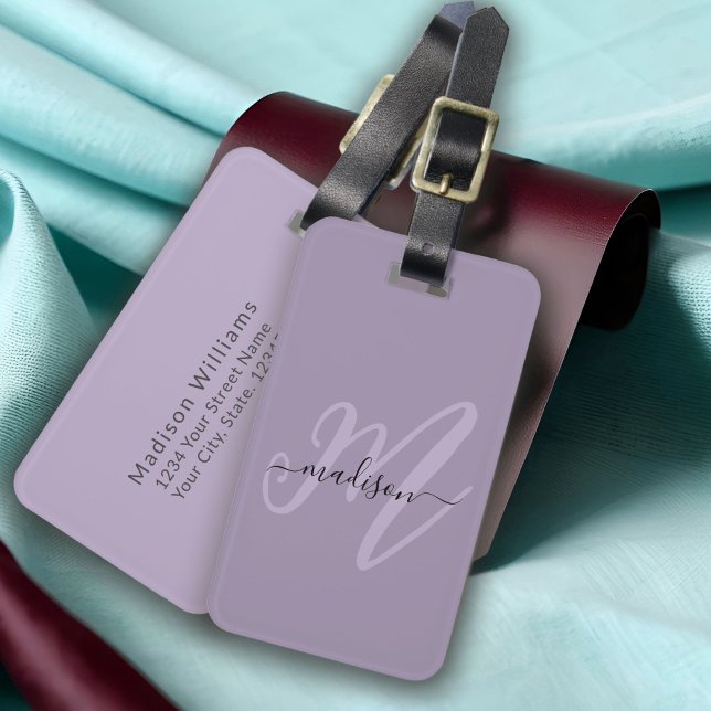 Lila Boho Script Monogram und Name Gepäckanhänger (Von Creator hochgeladen)