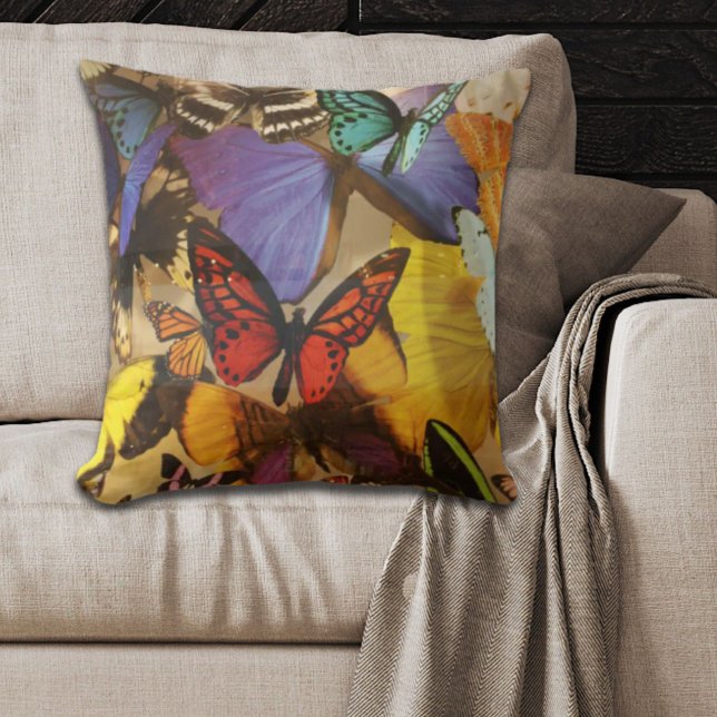 lila borange-farbiger tropischer Schmetterling Kissen (purple burgundy orange colorful tropical butterfly throw pillow)