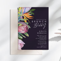 Lila Brunch mit tropischer Flora und Bubbly