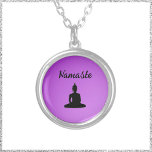 Lila Buddha Namaste Versilberte Kette<br><div class="desc">Buddha namaste Design - lila und schwarz.</div>